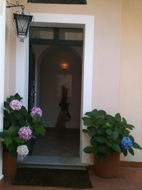 Monolocale In Villa Centrale La Maddalena  Exteriér fotografie
